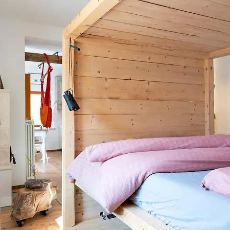 Zummer Frei Dolomites Meadow Daire *